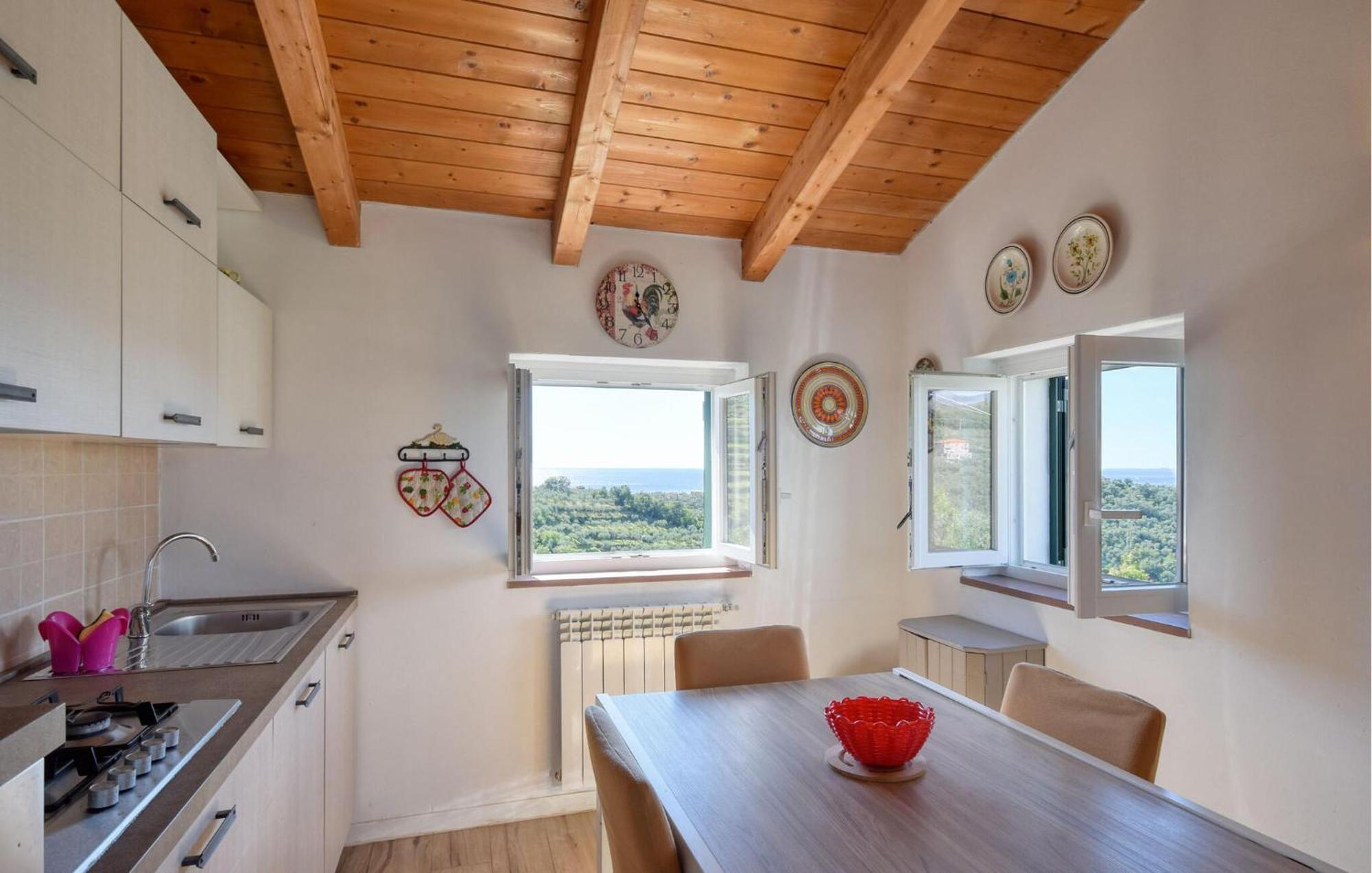 Amazing Home In Lavagna With Kitchenette 외부 사진